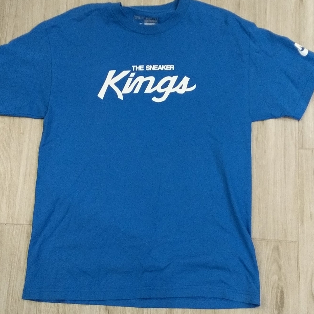 Gently worn Nike men's T-shirt